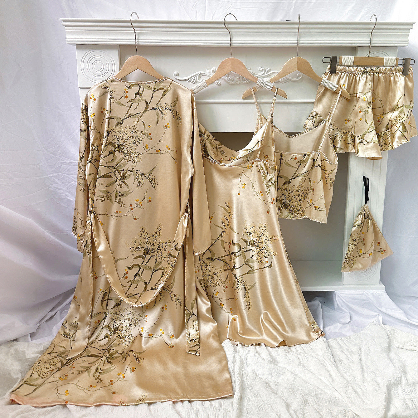 Women's Four Seasons Night Wear Set.